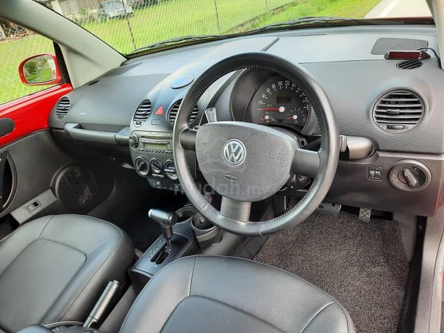 2005 Volkswagen BEETLE 2.0 (A) - 5
