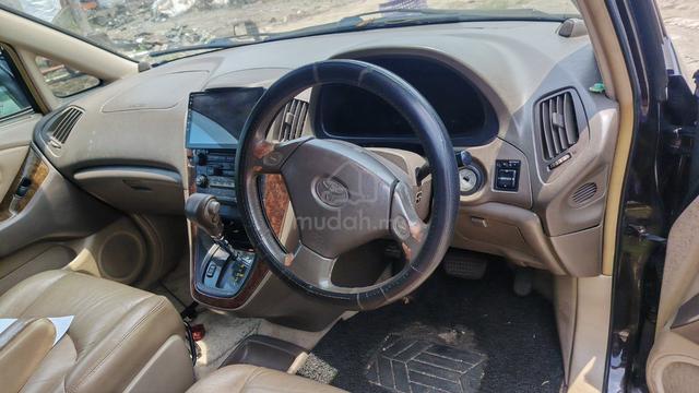 1998 Toyota Harrier 3.0 V6 Auto - 4