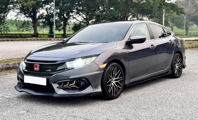 2019 Honda CIVIC 1.5 TC (A) Accident free - 4