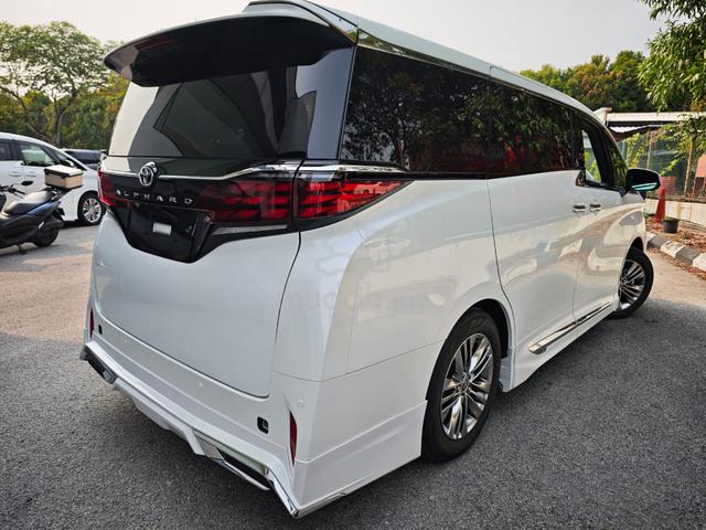 2025 Toyota ALPHARD 2.5 Z 6A CAR MODELLISTA II - 2