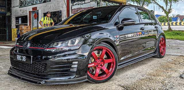 2013 Volkswagen GOLF 2.0 GTi TSI (A) - 4