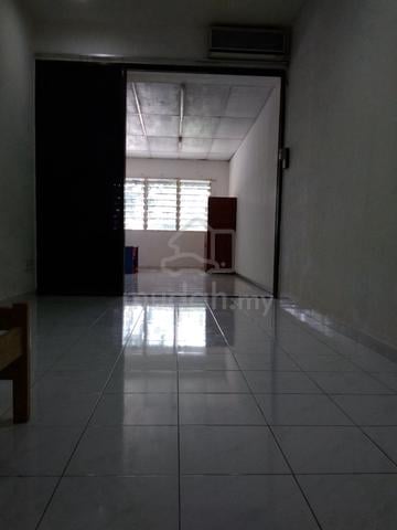Room near Han Chiang College University to let 1