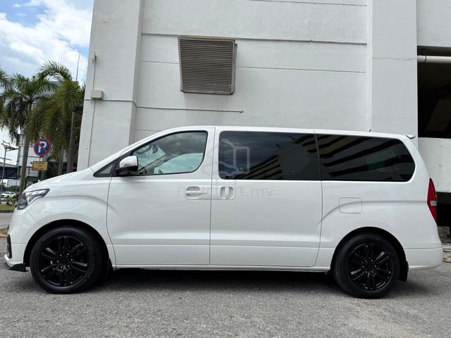 2019 Hyundai GRAND STAREX 2.5 EXECUTIVE 12 ST MPV - 2