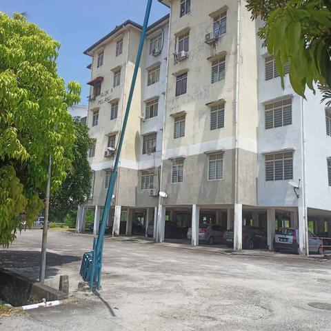 Pelangi Apartment ( Taman Emas ) 1