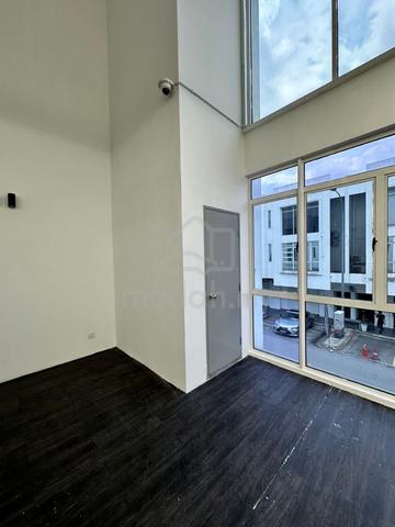 {OFFICE} 1st Floor&Mezzanine Mainroad Cheras Selatan 118,Dataran C180 5