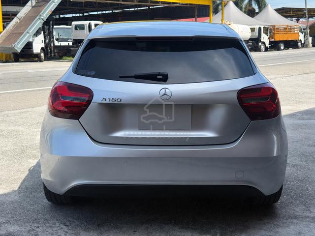 2016 Mercedes Benz A180 SE CBU 1.6 (A) LOAN KEDAI - 4