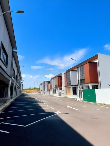 K-City 1.5 Storey terrace Factory Corner Lot ,Kulai 1