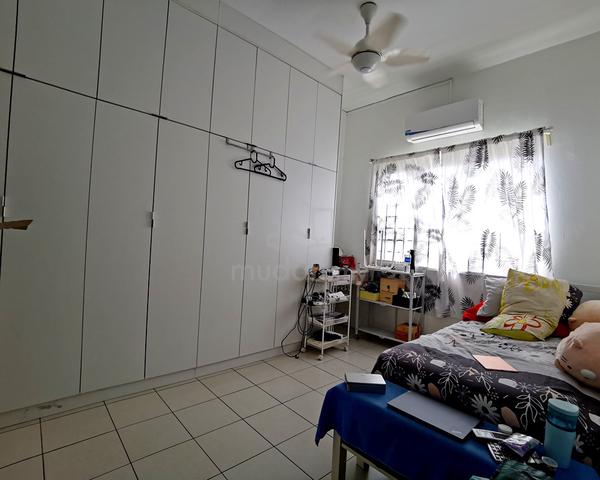 Idaman Court Apartment 1