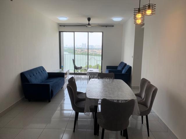 E Island Lake Haven 1