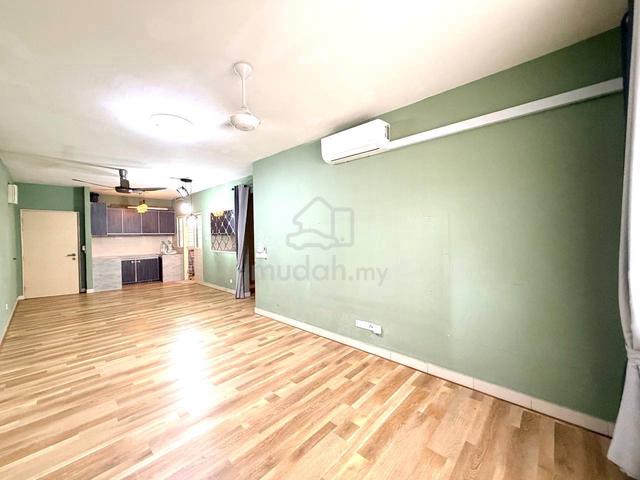 De Bayu Apartment 1