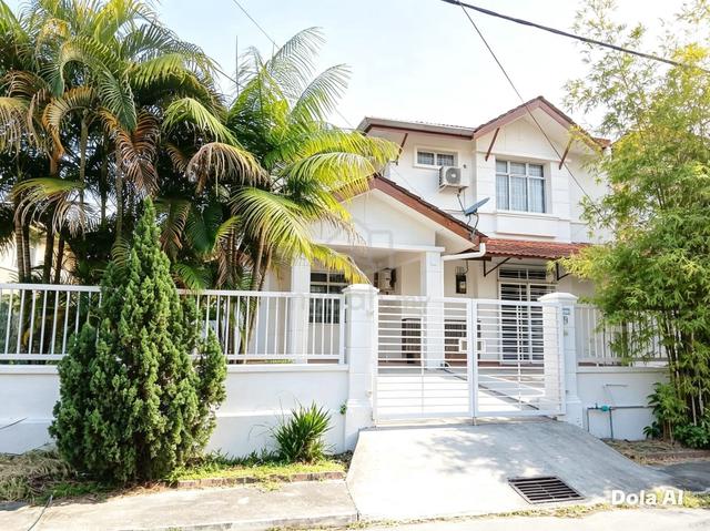 Melaka Ayer Keroh Partially Furnished Cluster House For Rent 1