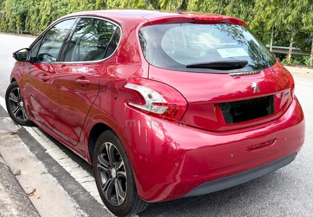Peugeot 208 1.6(A)VTi ALLURE SPORTY EDITION - 2