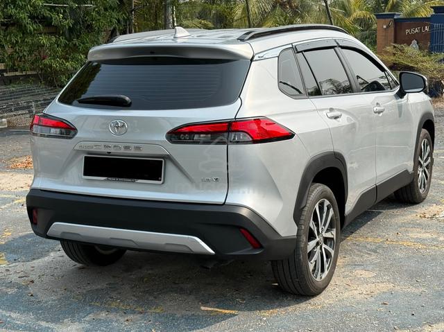 2023 Toyota COROLLA CROSS 1.8 V (A)Under Warranty - 4