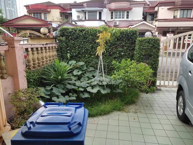 A mature residential and industrial area in Shah Alam, Selangor 1