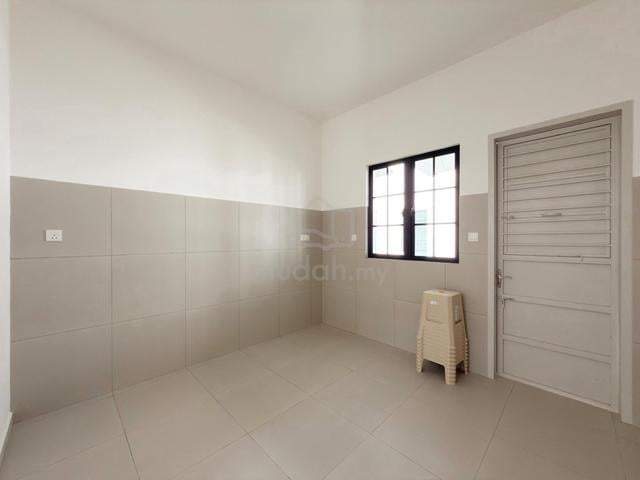 Ready Move In 5B+3B Extra Land 1.5 Storey Bungalow Anjung Gapam Toll 1