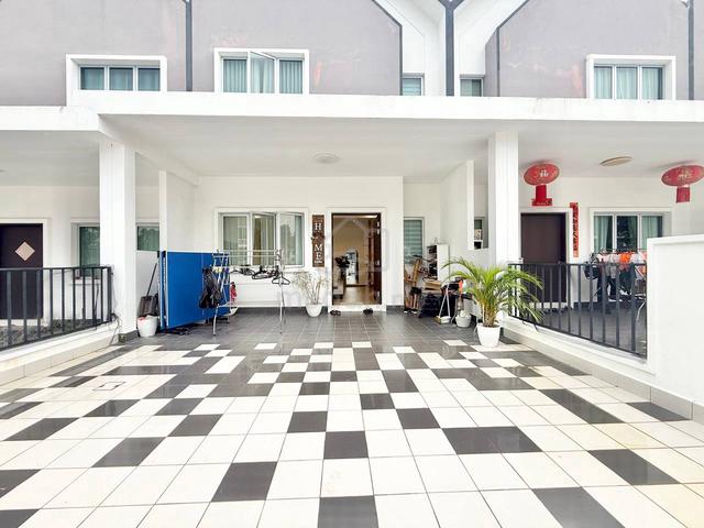 NICE RENOVATED! 2-Storey Terrace Ebonylane, Eco Forest, Semenyih 1