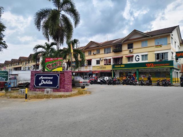 Dahlia Apartment (Taman Bunga Raya) 1