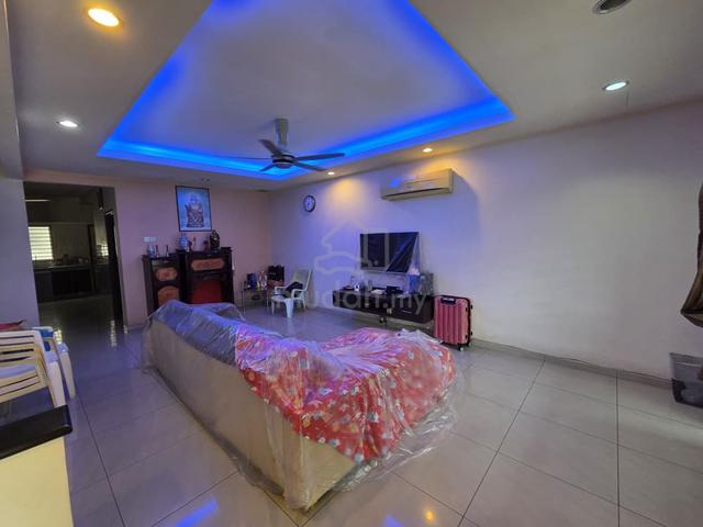 Bukit Tinggi 2 Klang Fully furnished double storey house for rent 1