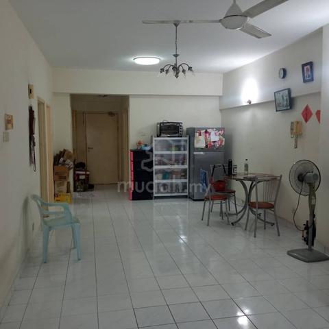 Putra Court 1