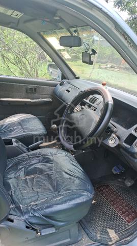1999 Toyota UNSER 1.8 GLI (M) - 4