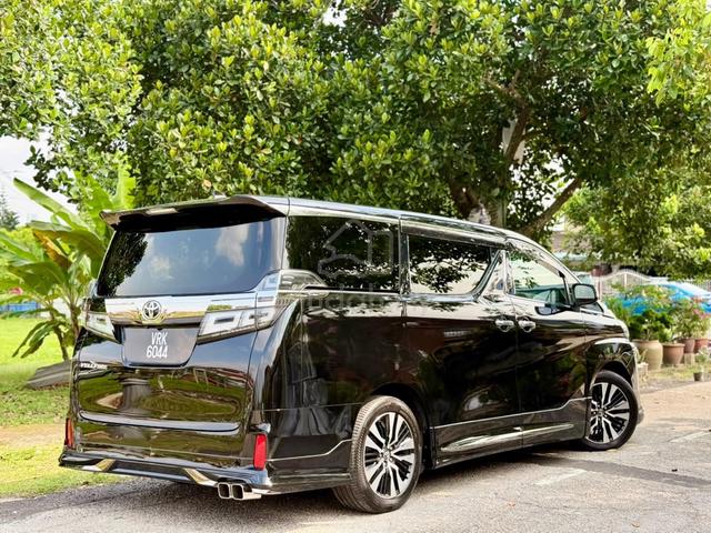 ON THE ROAD 2018 Toyota VELLFIRE 2.5 ZG (A) - 5