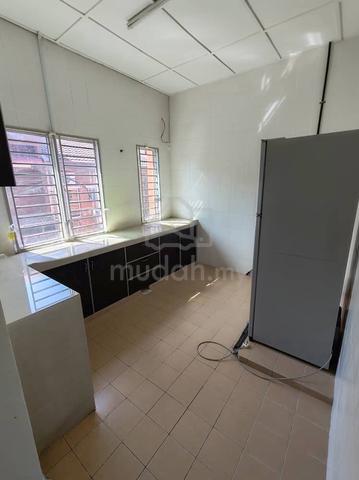 Palm Walk Townhouse 1st Floor 1