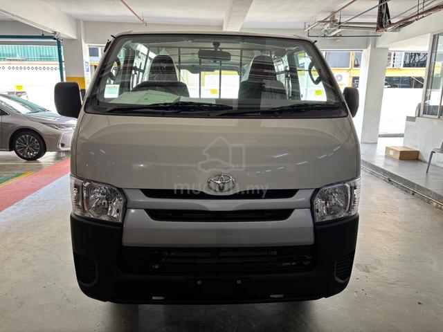 2026 Toyota HIACE 3.0 PANEL VAN - 1