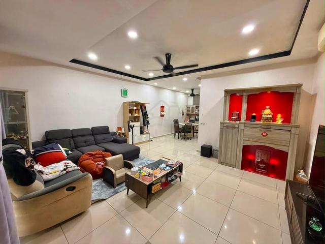 Mount Austin La Garden Fully Renovated Double Storey For Sale 1