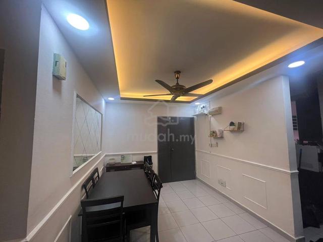 Residensi Laguna Biru 2 1