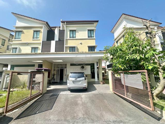 MURAH 🔥 SEMI D 3 Storey Taman Tropika 2 Sungai Tangkas Kajang 1