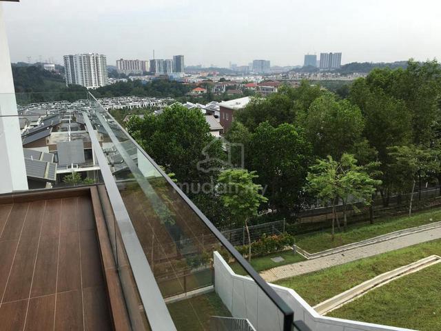 Corner 2.5 storey Sunway Eastwood Park Villa Hilltop For Sale 1
