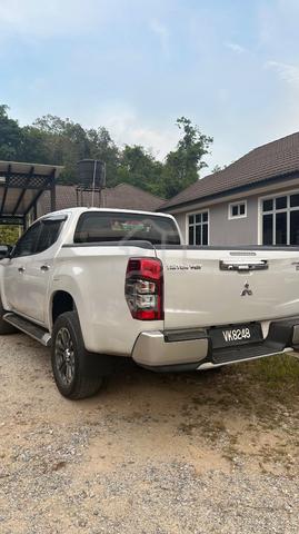 2019 Mitsubishi TRITON 2.4 VGT M/T PREMIUM (M) - 2