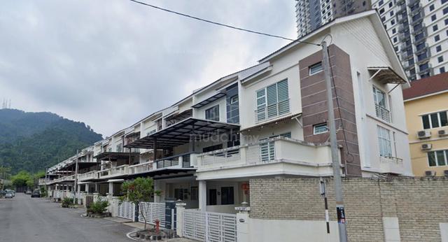 3 Storey Terrace @ Aston Heights, Taman Aston Indah, Strategic Area 1