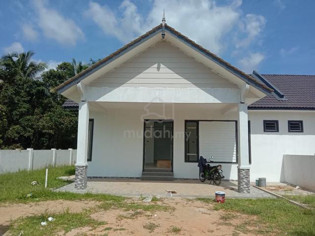 Rumah SEMI-D 4BILIK LUAS LOT 319MP DI KG PAK MADAH PEKAN BUKIT PAYUNG 1