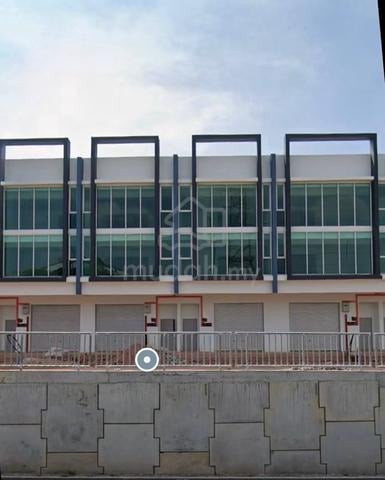 Rent Ground Floor - 3 Storey Shoplot Facing Main Road Ayer Leroh 1