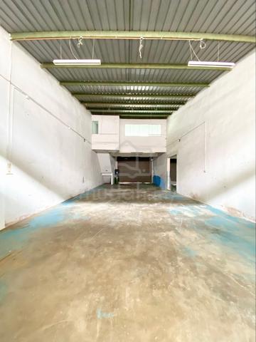 2 Adjoining Units Warehouse Fo Rent (Indera Mahkota 14) 1