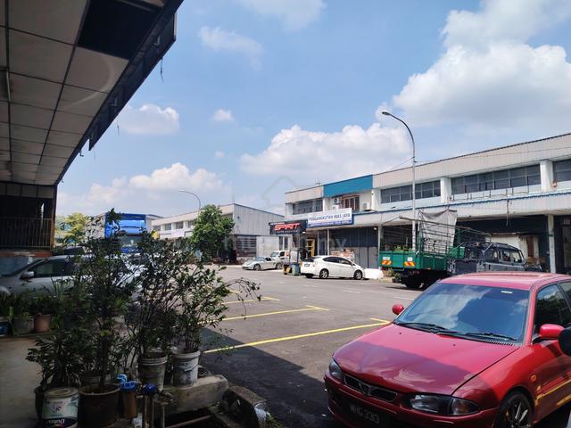 Taman Perindustrian Subang single storey link factory for sale 1