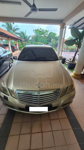 2010 Mercedes Benz E200 CGI BlueEFCY - 2