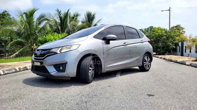 Honda JAZZ GK5 1.5 V spec (A) - 2