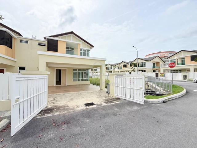 CORNER LOT GUARDED Rumah Semi D 2 Tingkat Taman Bukit Senawang Perdana 1