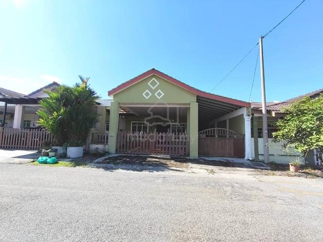 Klebang Freehold Single Storey House End-Lot For Sale 2