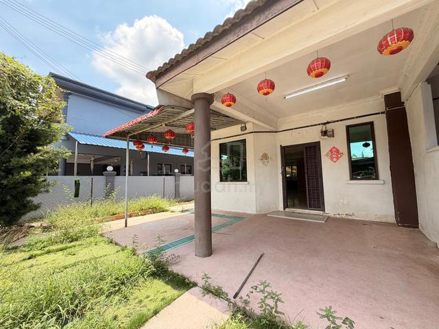 RENOVATED Endlot Double Storey Taman Merdeka Jaya, Batu Berendam 1