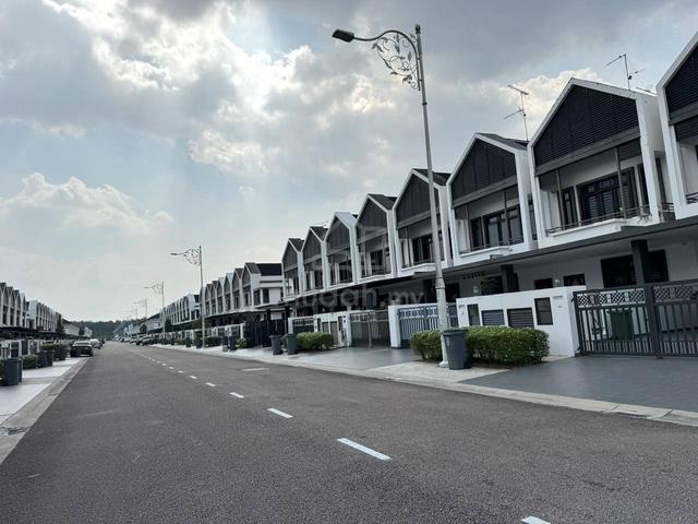 Eco Summer Double Storey Terraced House For Sale 1