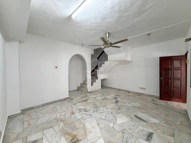 Guarded Area 2 Storey Terrace House 4 Room 3 Bath Pandan Mewah Ampang 1