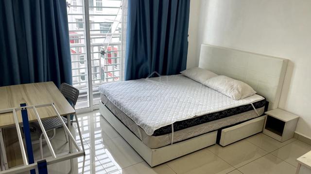 For female Only, Fully Furnished Ehsan Residence Master Bedroom 1