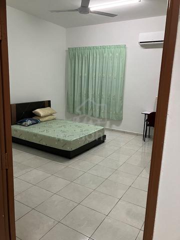Room for rent 1