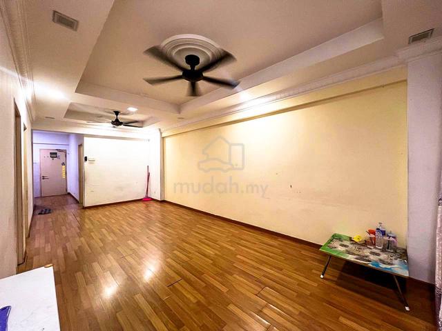Jenderam Indah Apartment 1