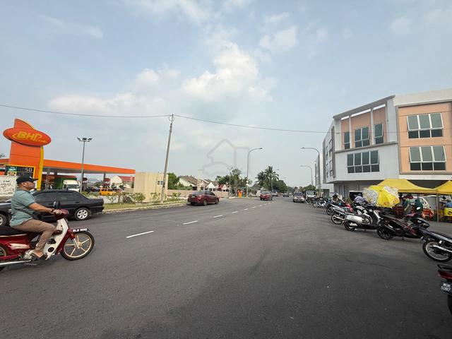 Brand New Taman Cheras Jaya Ground Floor Shop Lot 22x70 Hot Area Rent 1