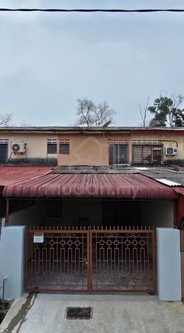 Rumah 2 Tingkat di Taman Dusun Setia 1