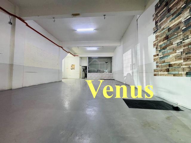Star Avenue 2.5 storey Semi D IKS Taman Tangling Indah 1